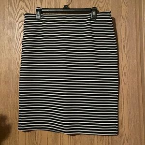 Loft white and black striped pencil skirt, size L